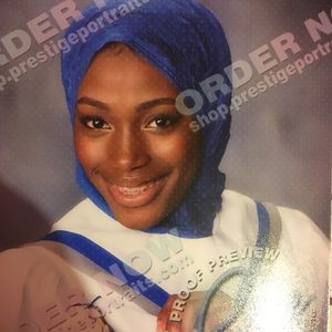 Meet your Posher, Aisha